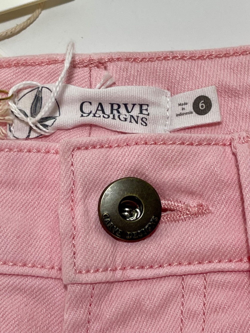 Carve Designs Hi Rise Jeans Pink size 6 NWT - Picture 2 of 13